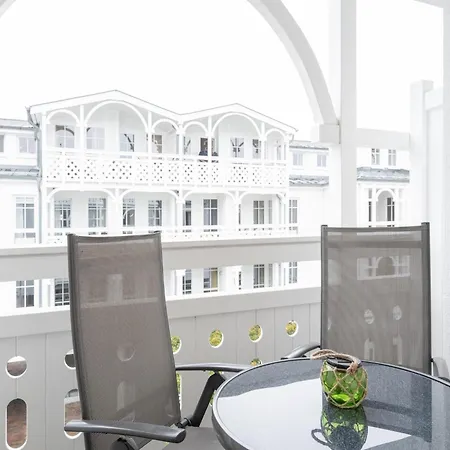 Gemuetliche Im Seepark Mit Balkon * Sellin (Rugen)