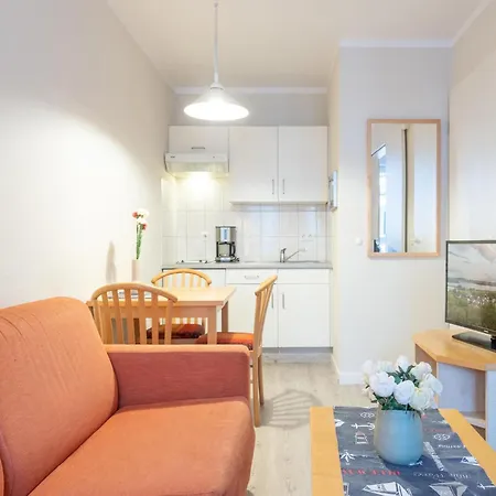 Gemuetliche Im Seepark Mit Balkon Sellin (Rugen)