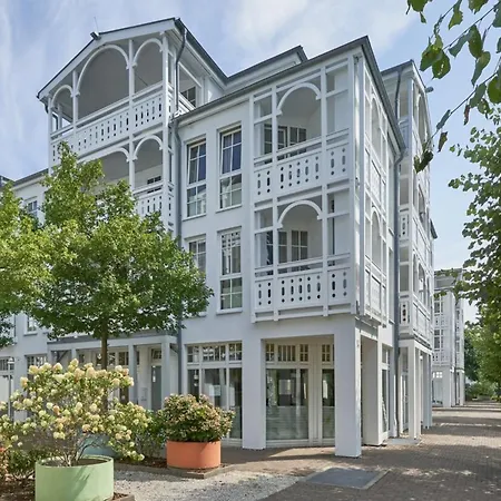 Gemuetliche Im Seepark Mit Balkon Sellin (Rugen)